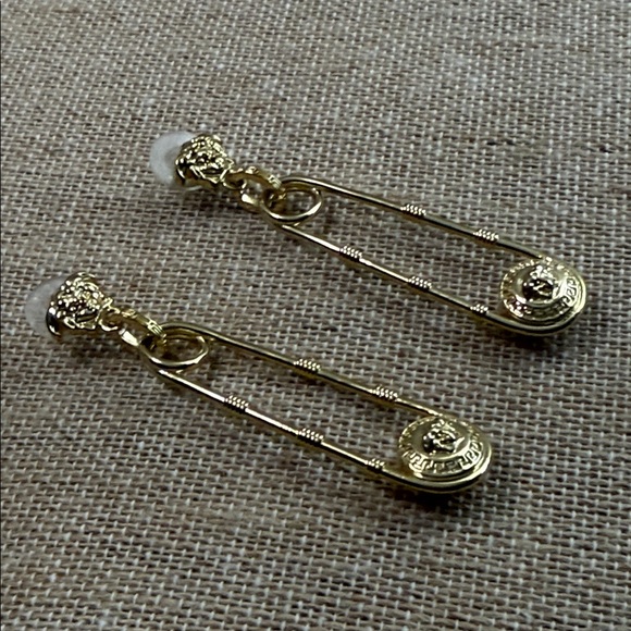 Gold Medallion Drop Earrings - Women Jewelry - Picture 2 of 3